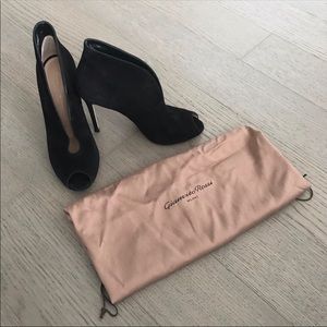 Authentic Gianvito Rossi Vamp Open-Toe Bootie